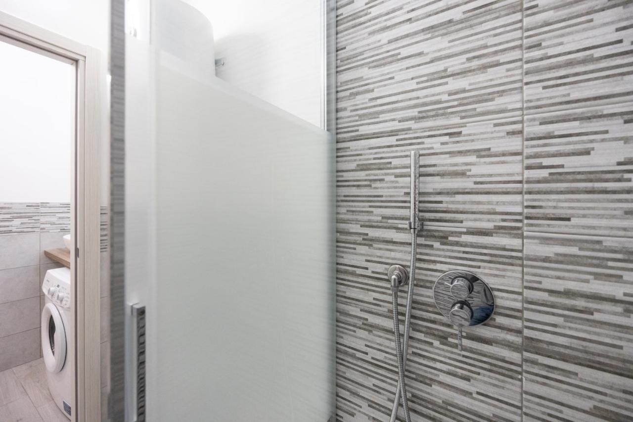 Duomo-Sesto M1 Relax Campari Wi-Fi & Netflix Apartment Sesto San Giovanni Bagian luar foto